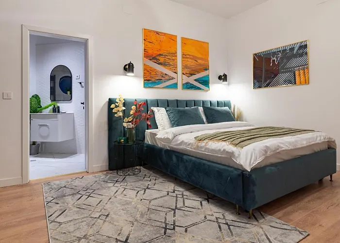 Chic Living In The Heart Of Bucharest: Piata Natiunilor Unite Bucharest